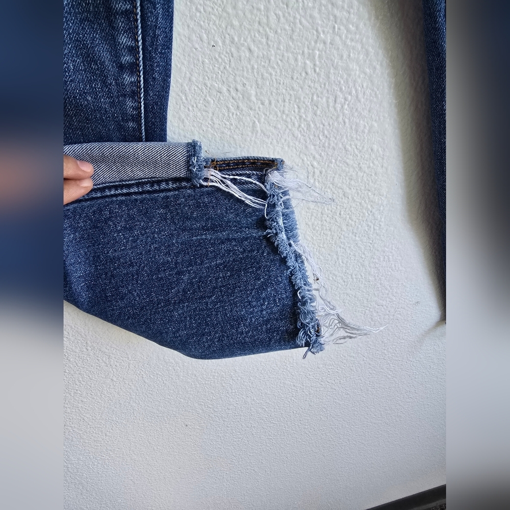 7 For All Mankind Blue Cropped Ankle Jeans - Picture 5 of 13